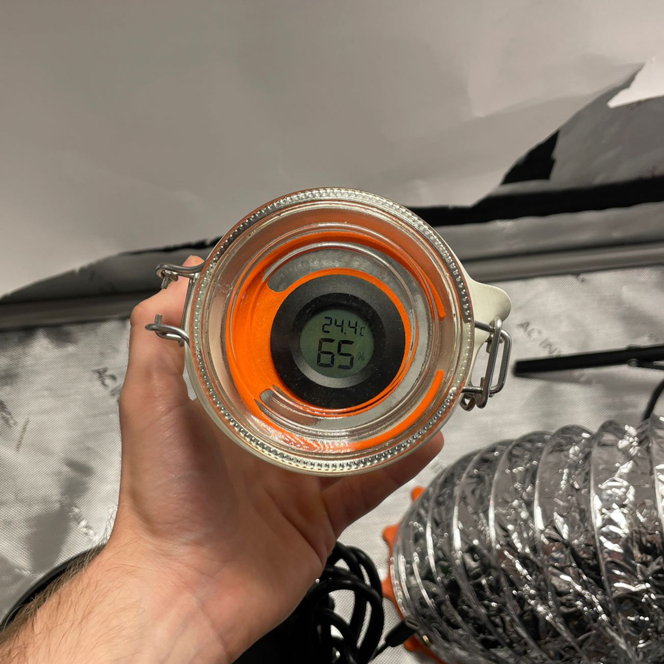 3 pcs. Hygrometer holder without hygrometer