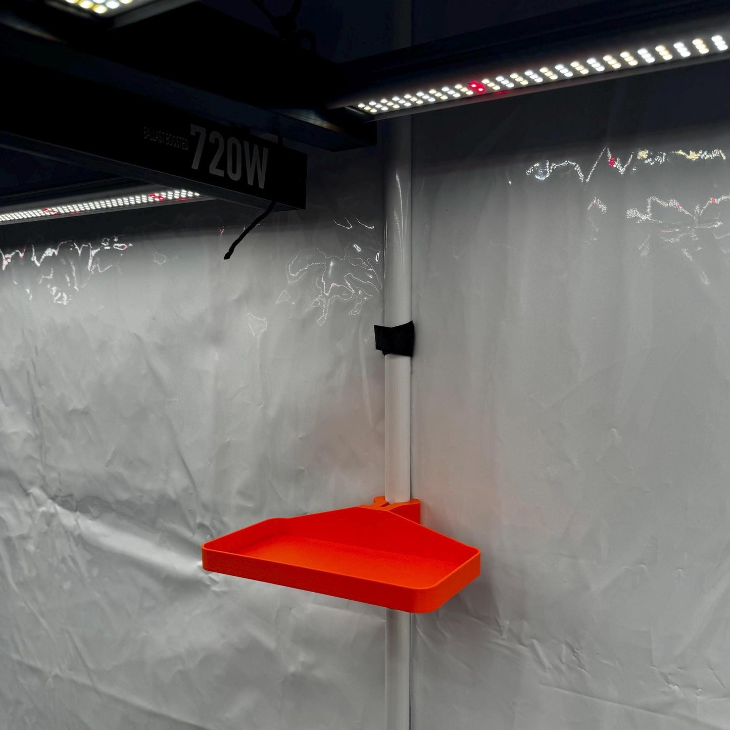 Shelf for grow tents (16-22mm)