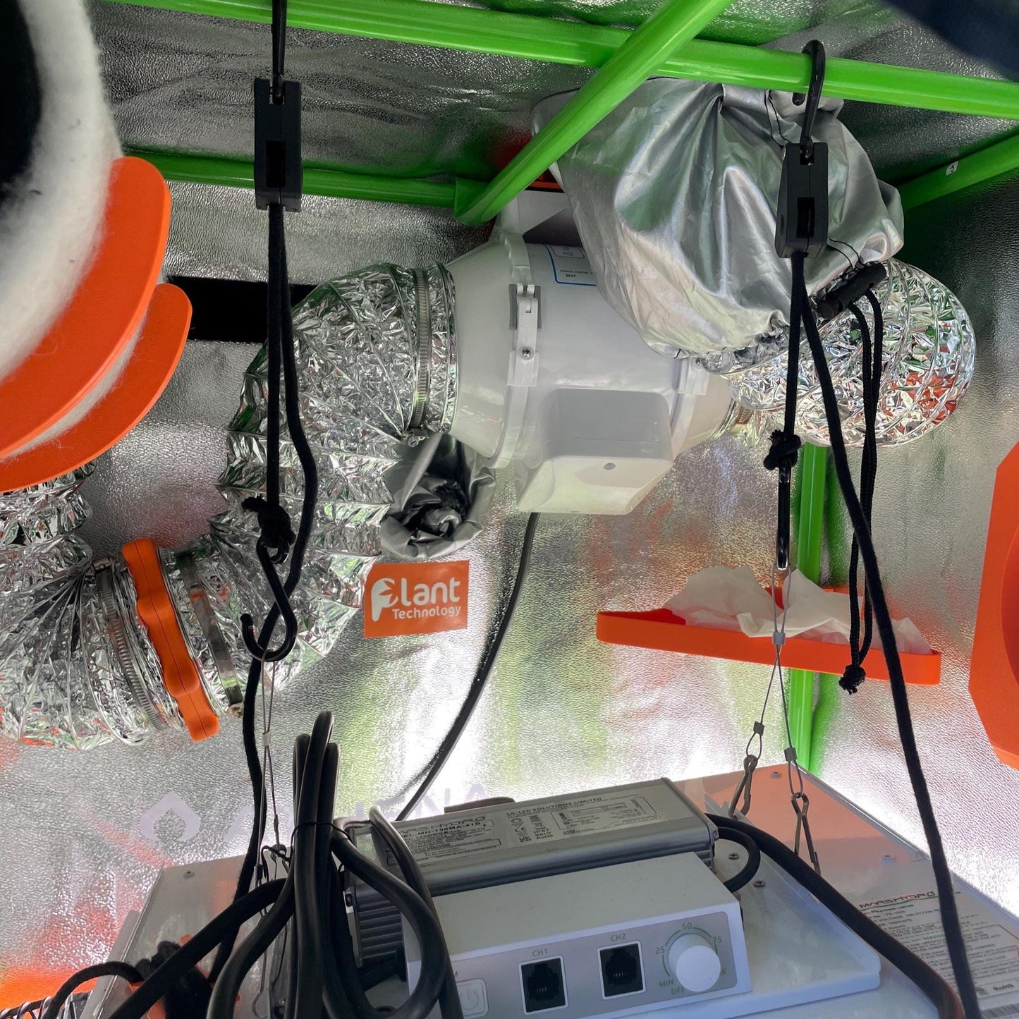 Inline fan mount